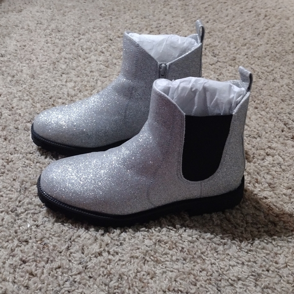 🆕️Mia Girl Youth Casual/ fashion Boots - Picture 1 of 8